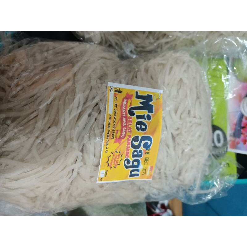 

mie sagu selatpanjang 1kg .. exp 28.12.2025 baru