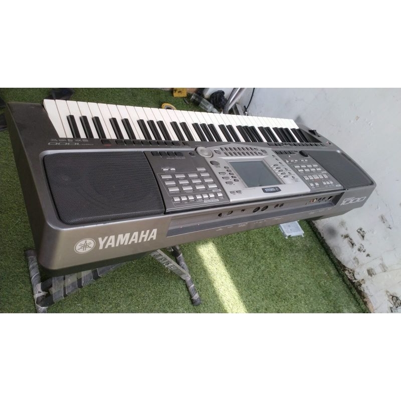 Yamaha PSR 1000 layar normal emulator fd