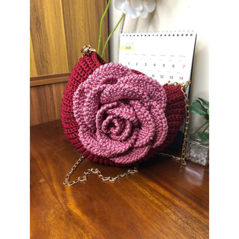 Tas rajut mawar