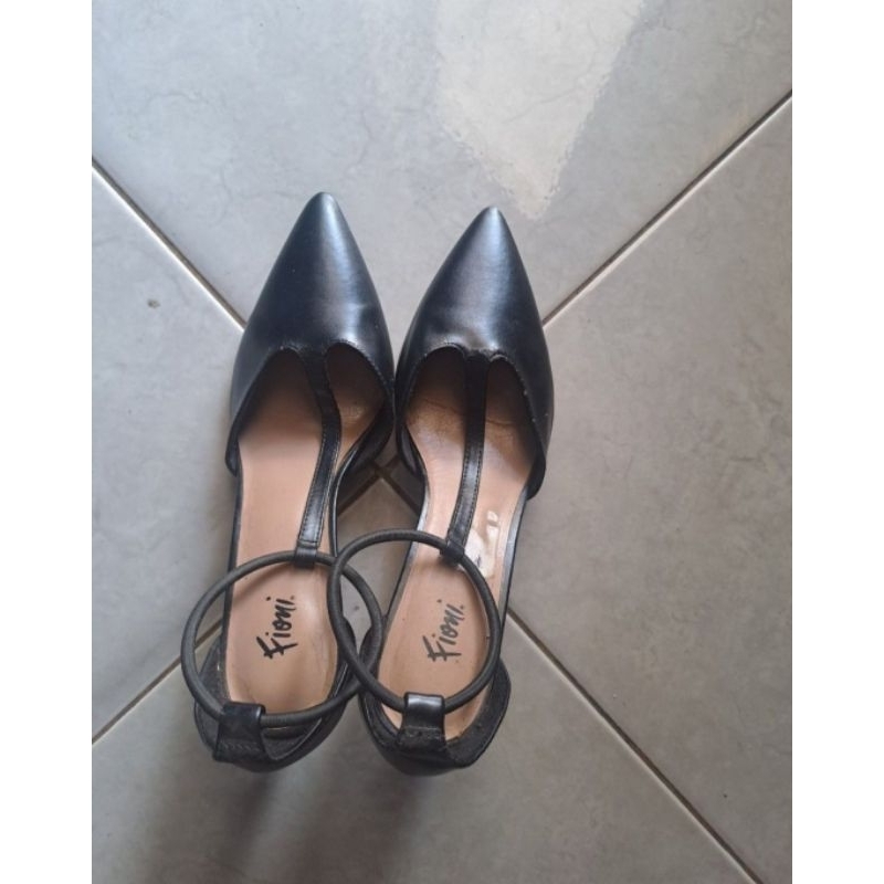sepatu payless fioni