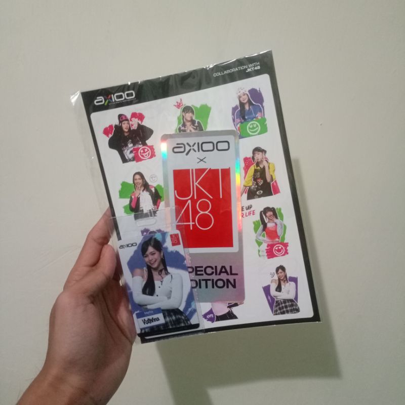 PHOTOCARD JKT48 KATHRINA + STICKER PACK SPECIAL EDITION AXIOO