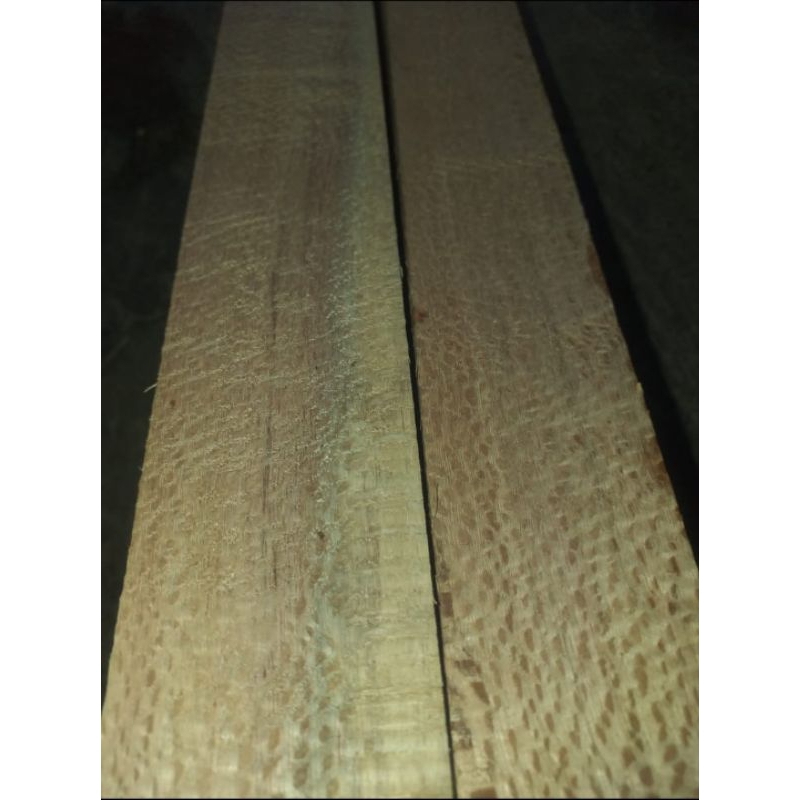 kayu leopard / sikamor / sycamore 4x4x50  bahan stik billiard, drum, popor, kerajinan, custom, dll