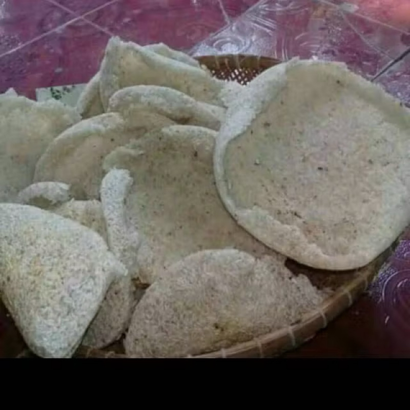 

kerak nasi mentah bulat satuan