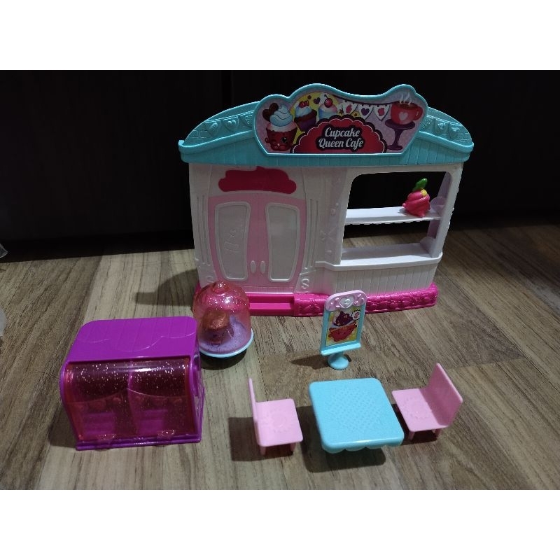 preloved Shopkins Cafe Playset
