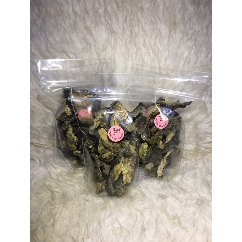 

Kerupuk kulit ikan patin