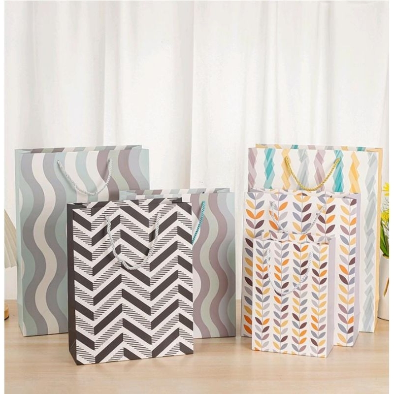 

paper bag polio motif embos timbul new bahan tebal isi 1 pcs