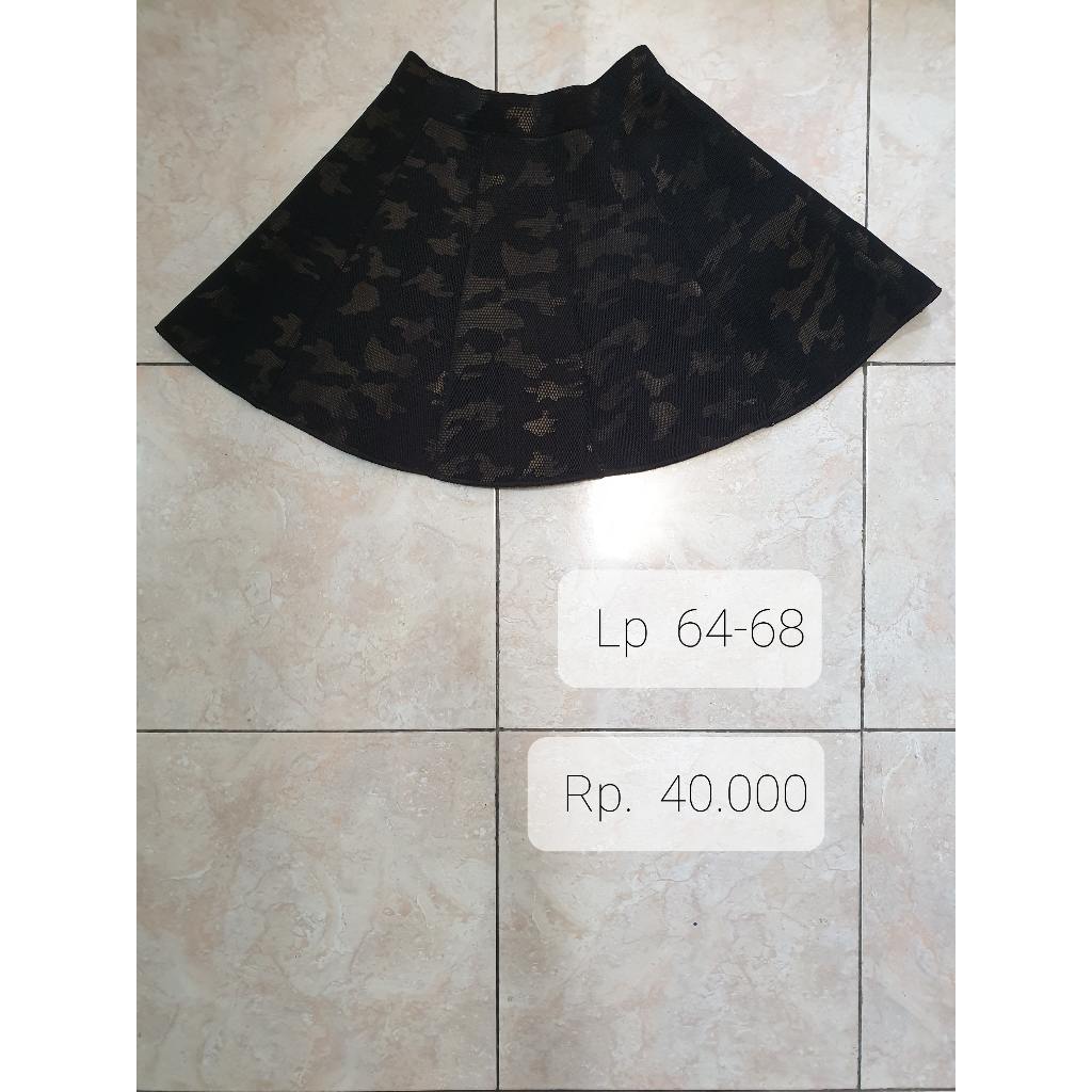 Rok Wanita A-line Pendek Army