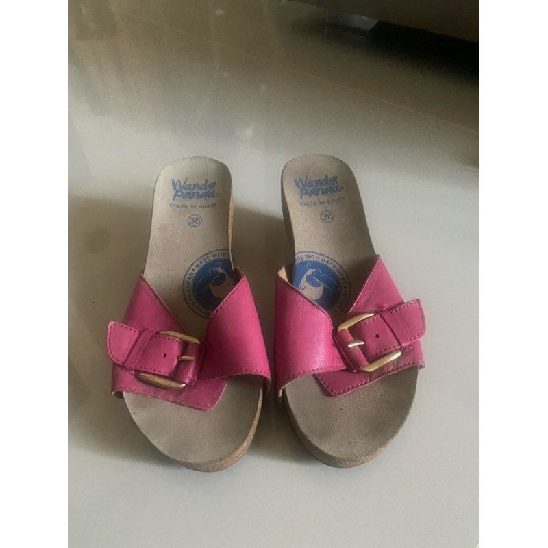 Sendal Wanda Panda