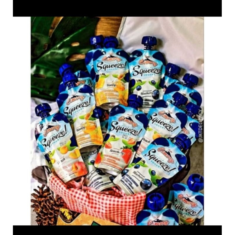 

Cimory Yogurt Squeeze 120 gr mix rasa isi 8 pcs