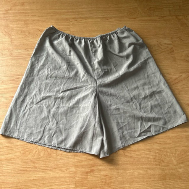 Hotpants Celana Pendek Short piyama abu grey gray satin Cewek 17