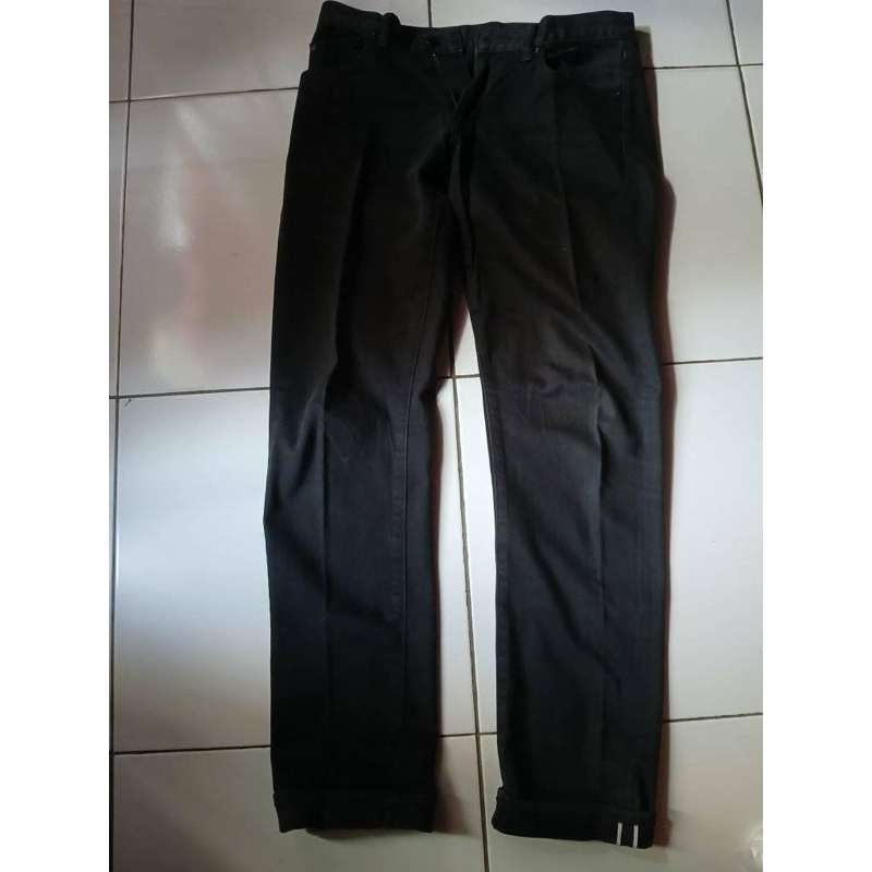 uniqlo black jeans selvedge