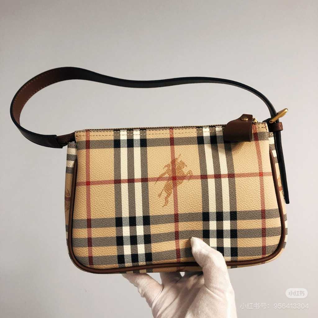 Shoulder Bag - Burberry  - Tas Wanita Kekinian