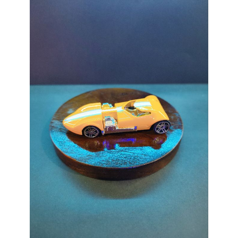 Mainan Mobil Sport kecil Kuning