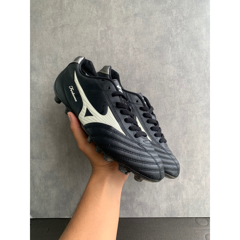 sepatu bola sepakbola Mizuno Fortuna MD Original