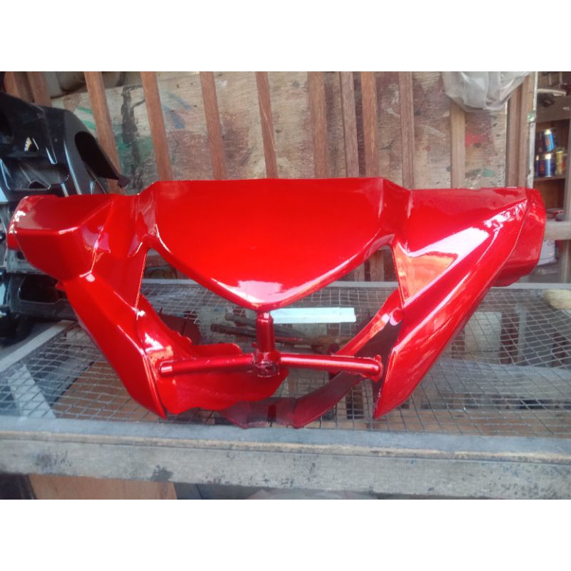batok totok depan Yamaha Vega ZR warna maroon mengkilap