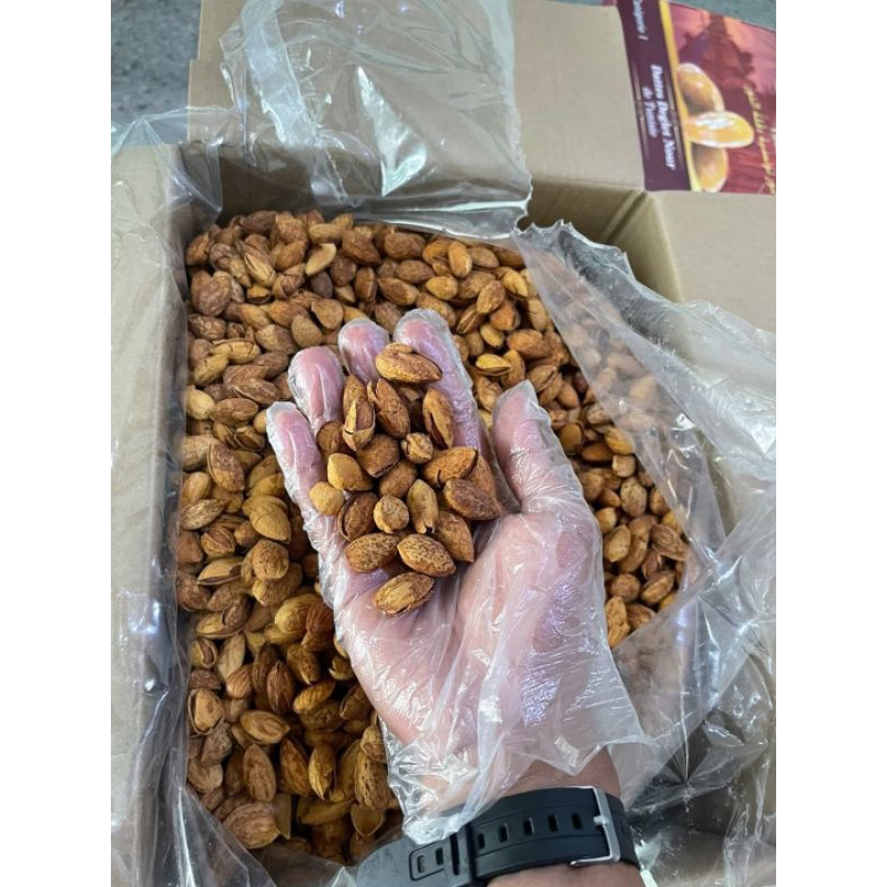 

KACANG ALMOND KULIT RASA SUSU 250gr