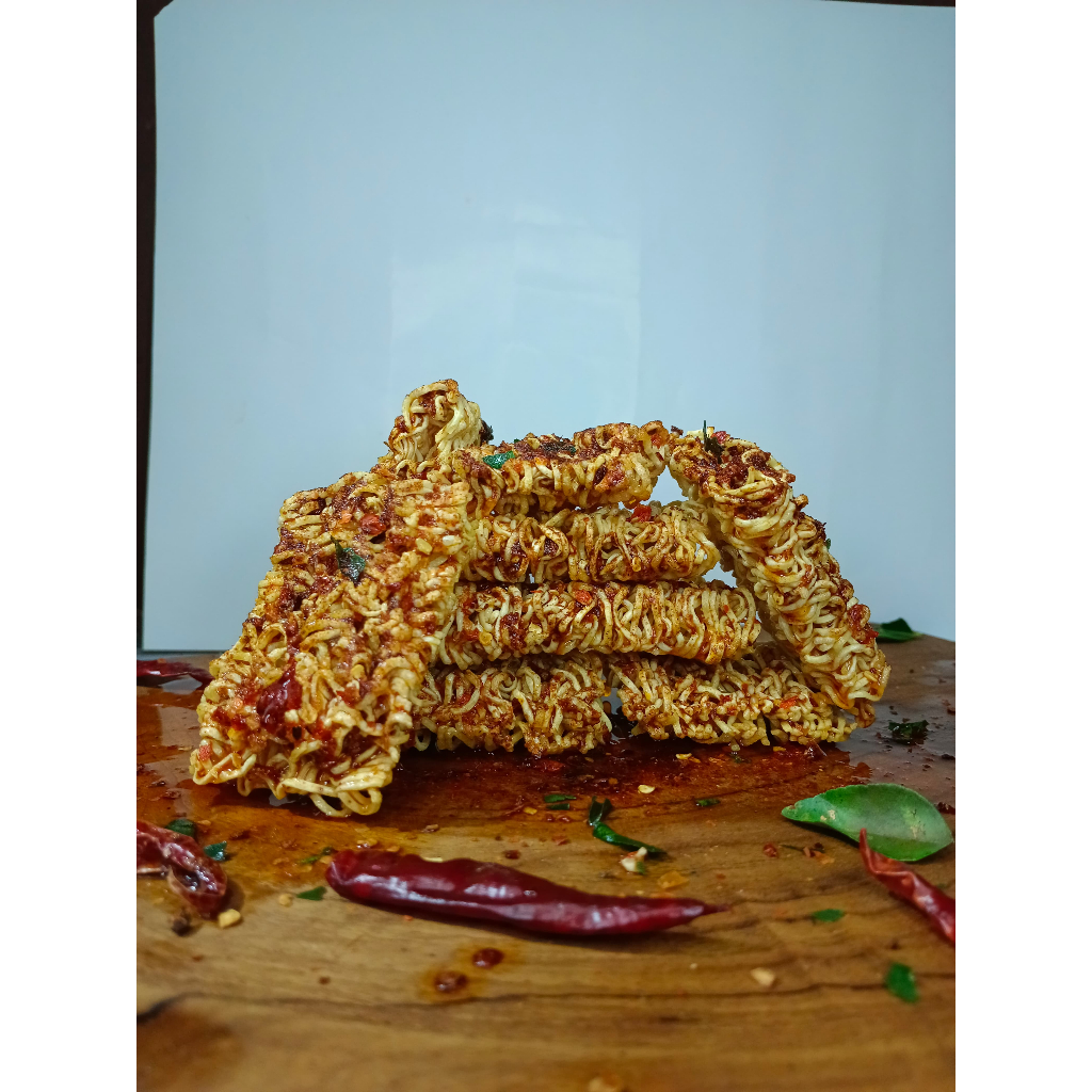 

GHoWRengan Mie Remes Pedas Daun Jeruk 500gr