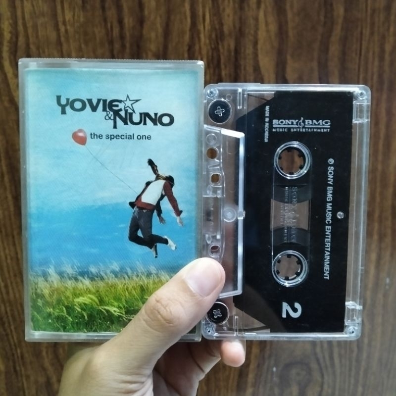 KASET PITA YOVIE & NUNO