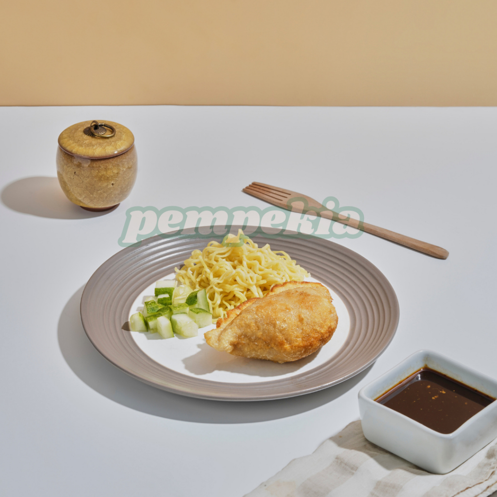 

Pempekia-Pempek Premium Asli Ikan Tenggiri-Pempek Kapal Selam