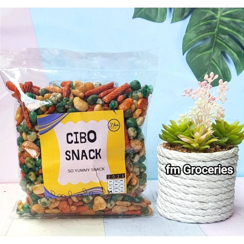 

Kacang Mix Varian 250gram Halal