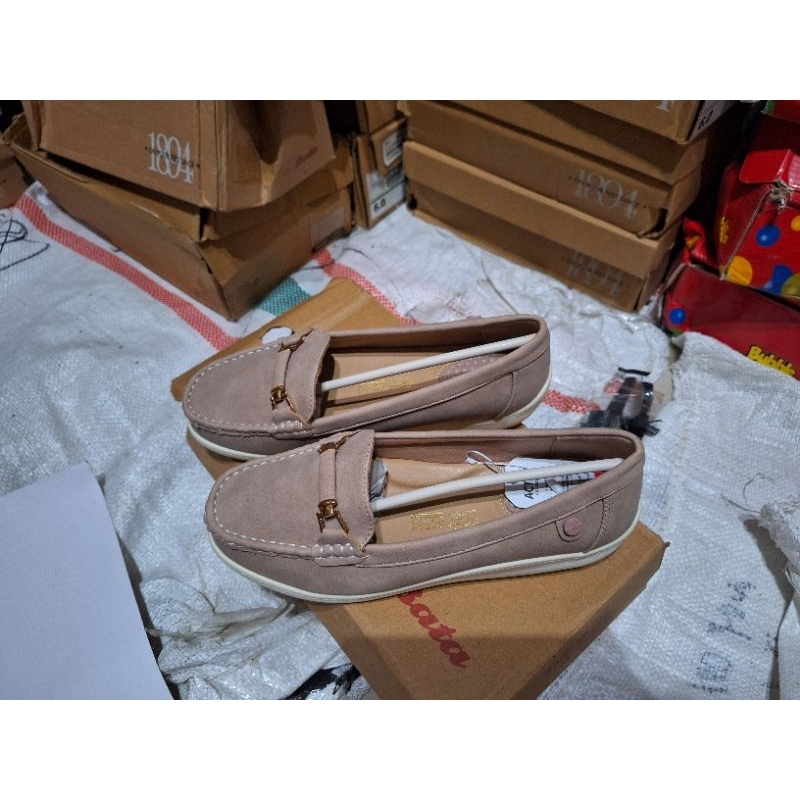 Sepatu Wanita Bata