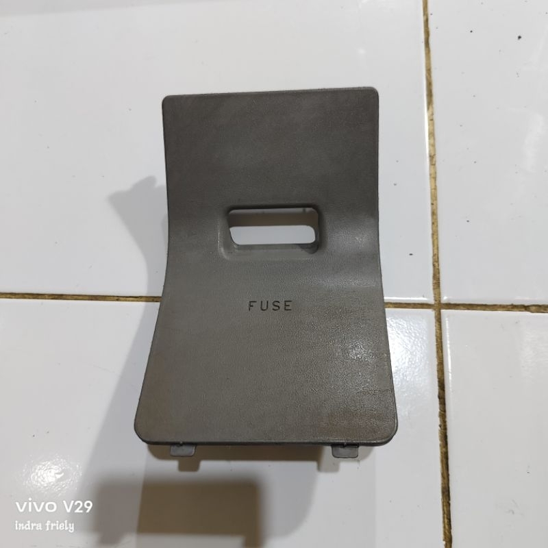 tutup fusebox box sekring dalam vios old gen 1 2003-2006 original copotan