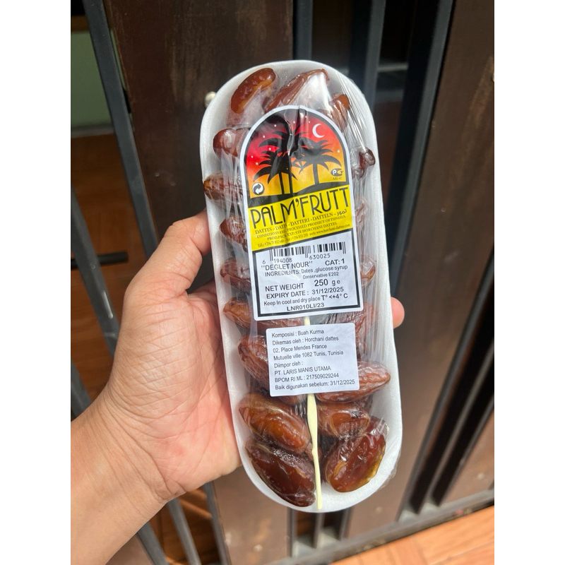 

Kurma Tunisia 250gr / Kurma perahu/ Kurma jukung Palm Fruit 250