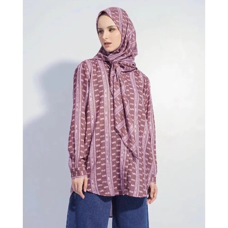 PRELOVED BNB BRAND NO BRAND STRIPE LINE TOP