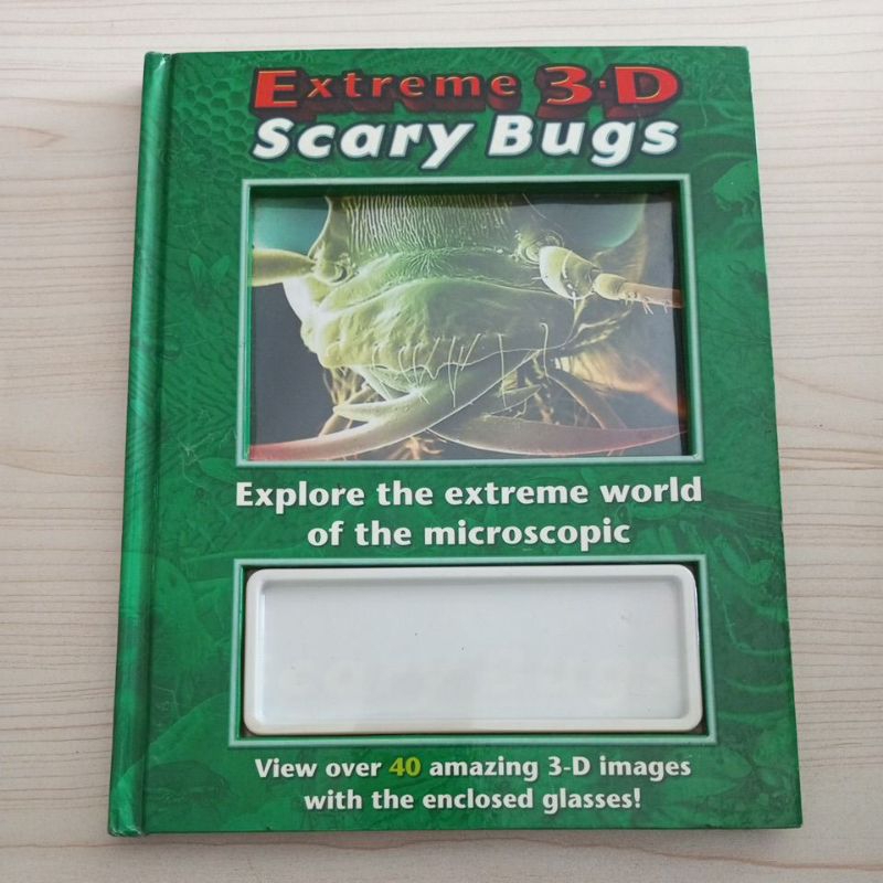 BUKU EXTREME 3 D SCARY BUGS