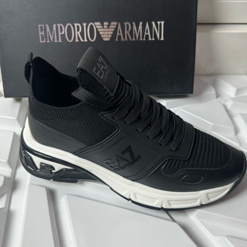 SEPATU PRIA SNEAKERS HITAM TERBARU,SNEAKER COWOK KEREN TERLARIS,SEPATU PRIA COWOK,WK300,MYBOSS123