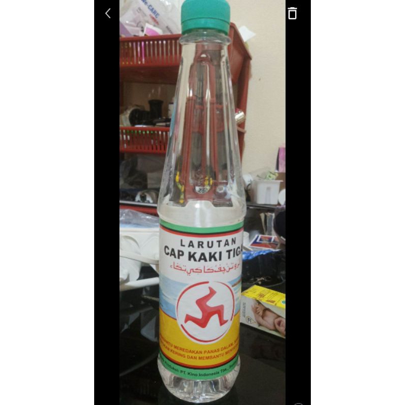 

Larutan Penyegar Cap Kaki Tiga Original Botol 500 ml