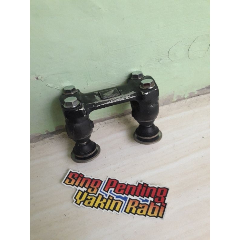 Raiser Dudukan Stang CB150R Old k15 Original