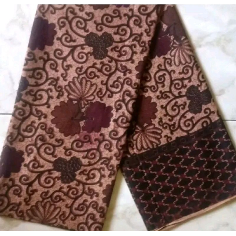 Kain Batik Pekalongan Motif Bunga Waru