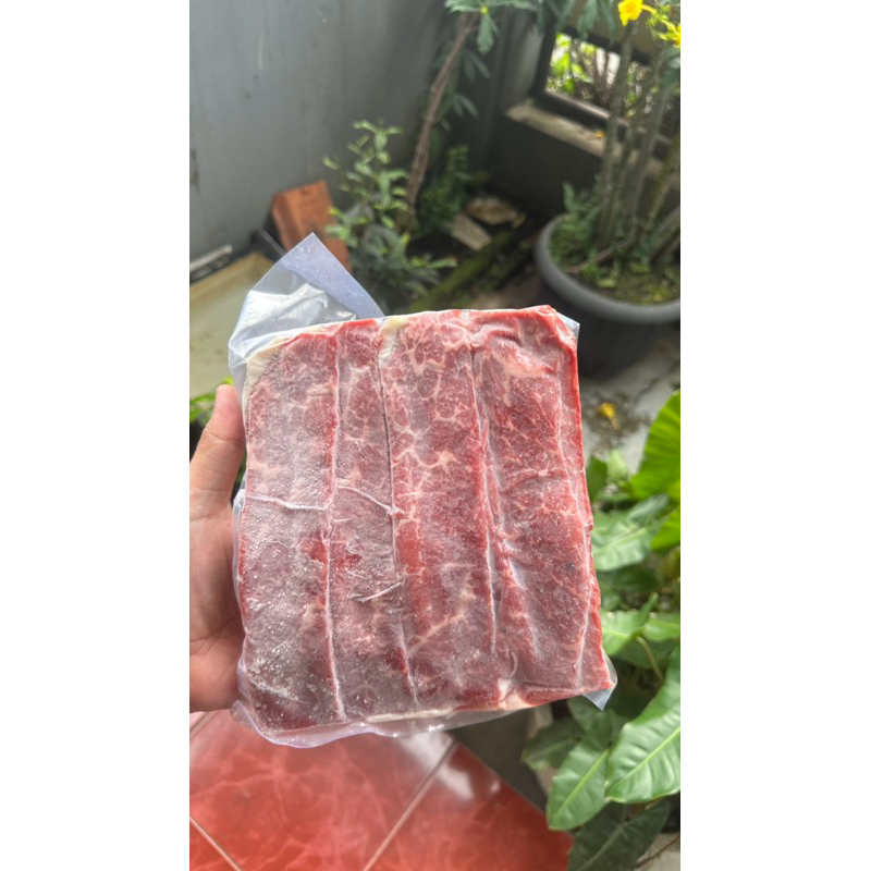 

slice wagyu australian mb3