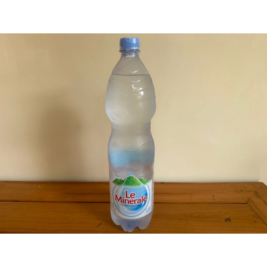 

Le Minerale Air Minum Mineral 1500 ml Botol 1.5 Liter