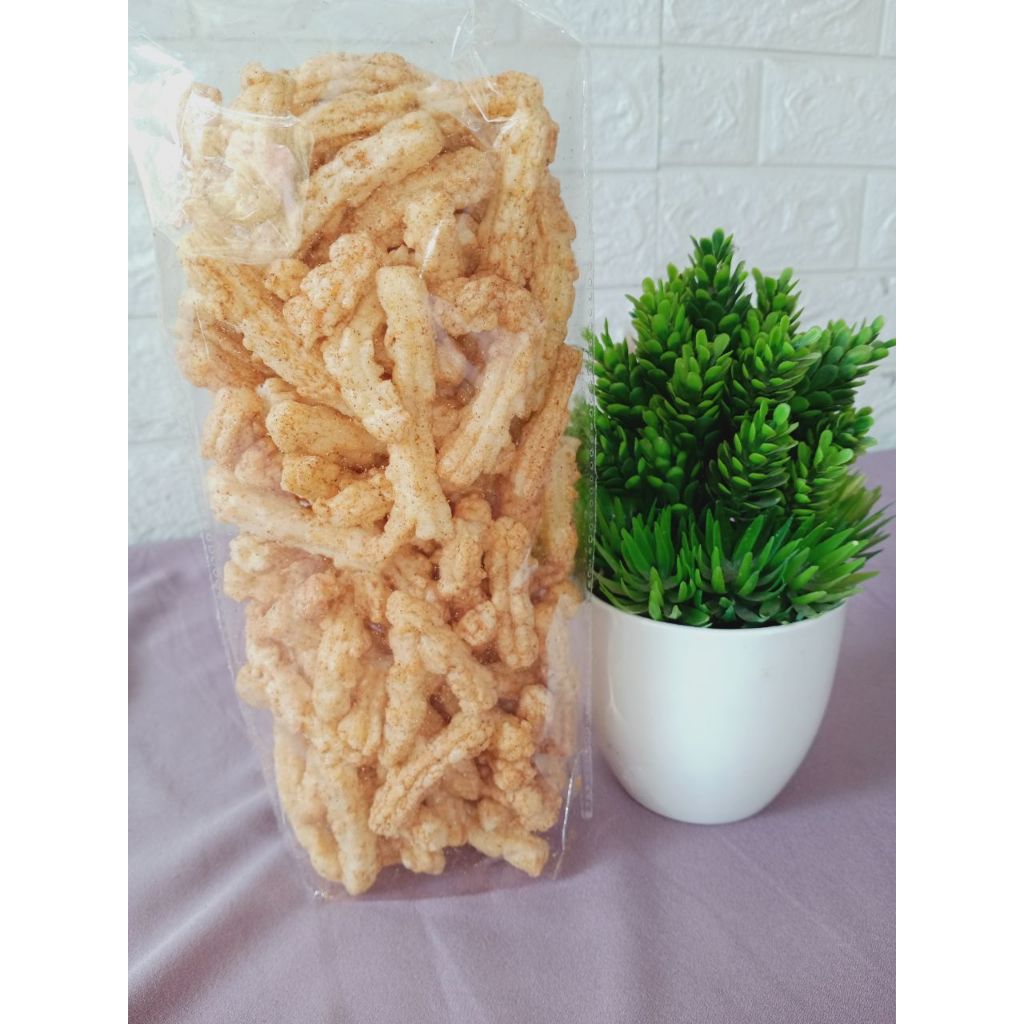 

CEMILAN RINGAN , KERIPIK , SNAKC RINGAN