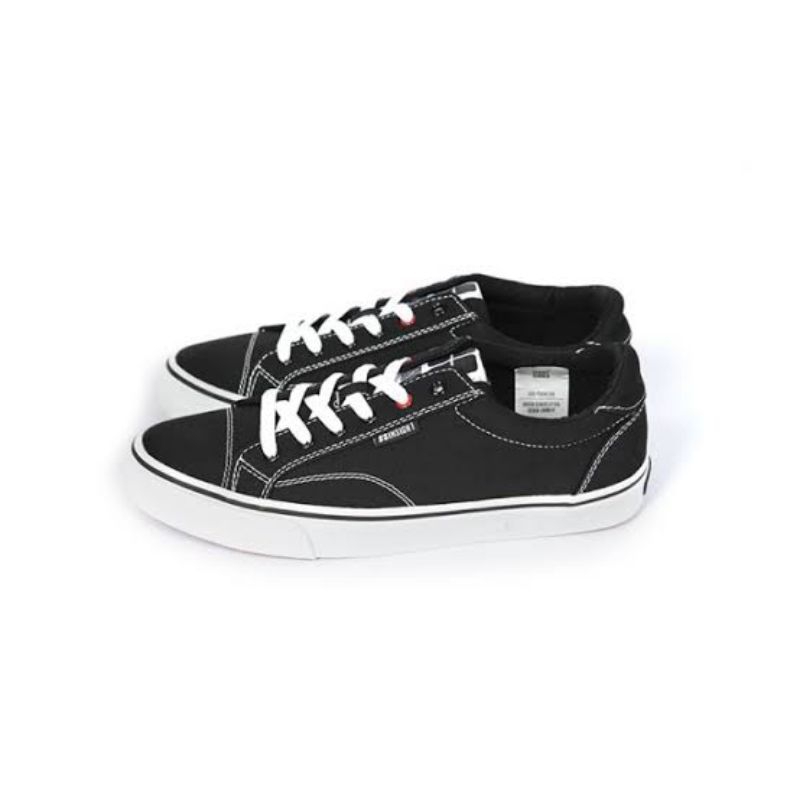 Sepatu Insight Revolt Black White Original
