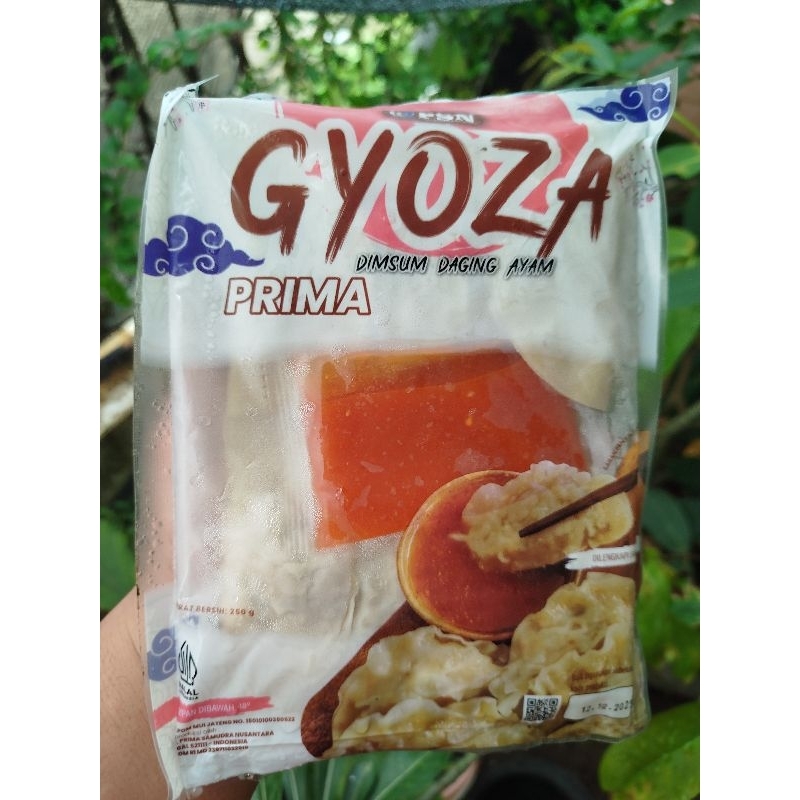 

Prima Gyoza Dimsum Daging Ayam (Isi 10pcs) Kemasan 250gram