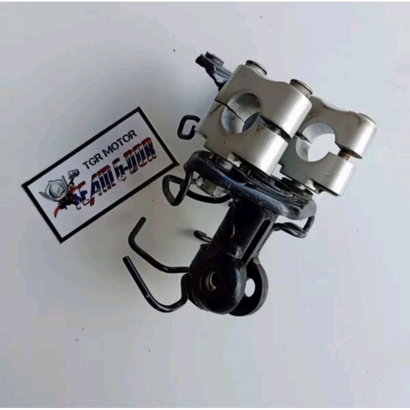 breket dudukan stang stir set dudukan spedo spedometer original yamaha fino 115 125 1yd bj8 bekas co