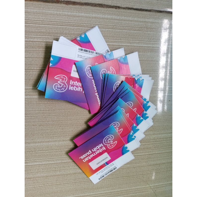 kartu perdana Tri Three Nomor Cantik Quota 4gb+4gb