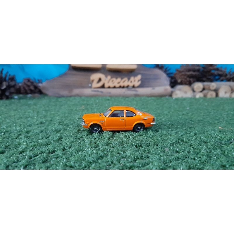 Diecast Miniatur Toyota Corolla Levin orange skala 1:64