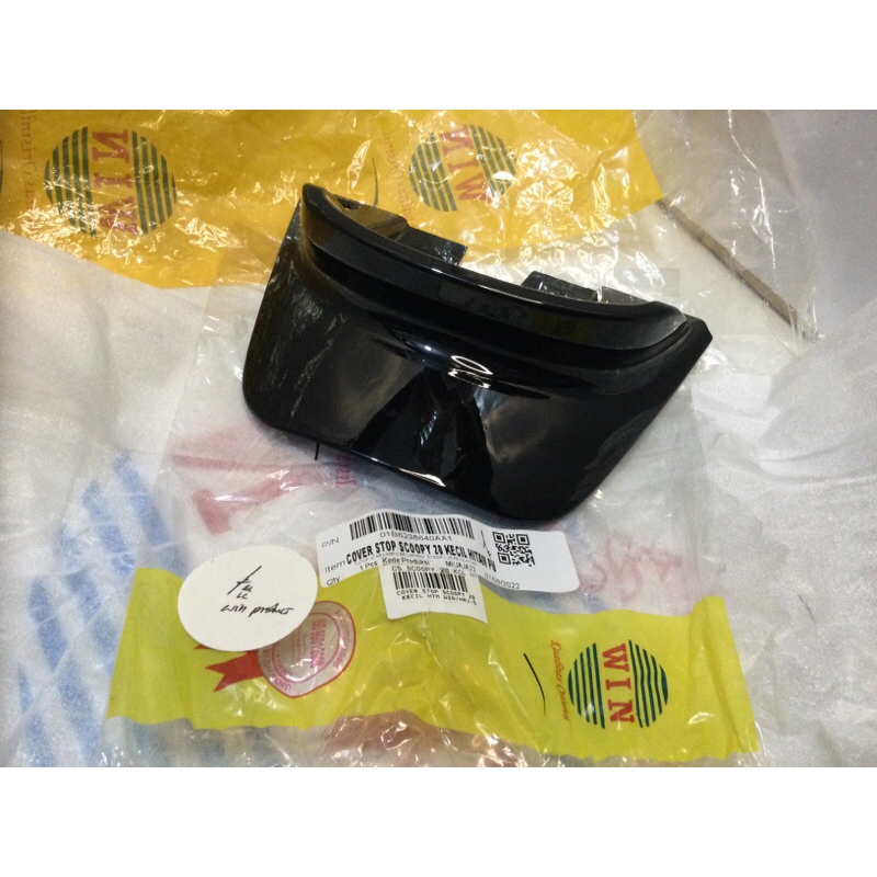 TUTUP BODY/COVER STOP HITAM SCOOPY 2020 Win Product