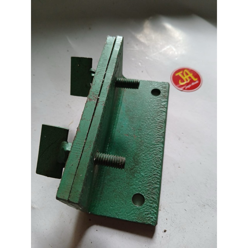 tanggem penjepit gergaji bobok  jepitan gergaji bobok ,press gergaji bobok