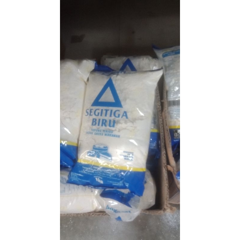 

terigu segitiga biru 1kg