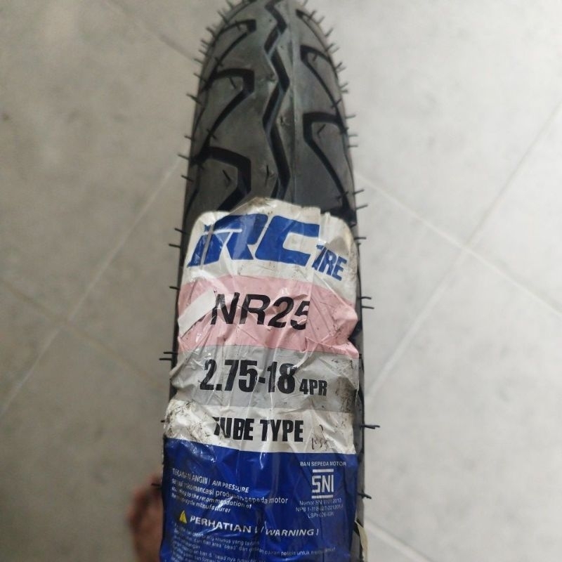 ban luar IRC NR25 ring 18-275