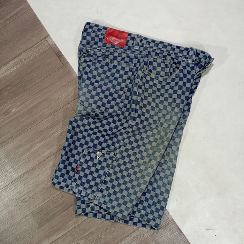 Celana jorts VANS 90's checkboard skateboard