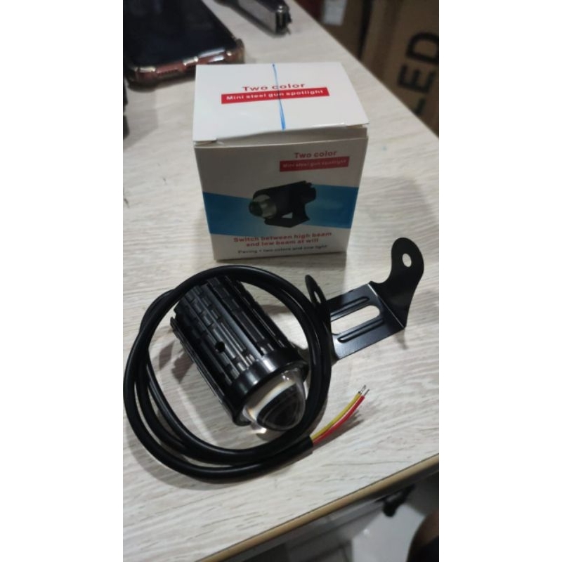 Lampu LED Sorot 2 Warna Low dan High Beam