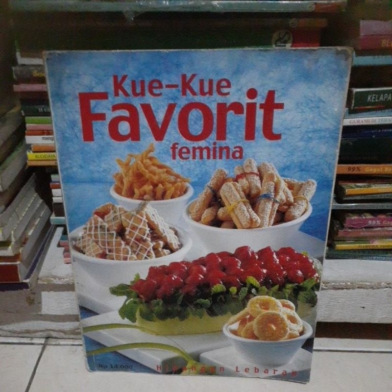 Kue kue kacang Favorit femina