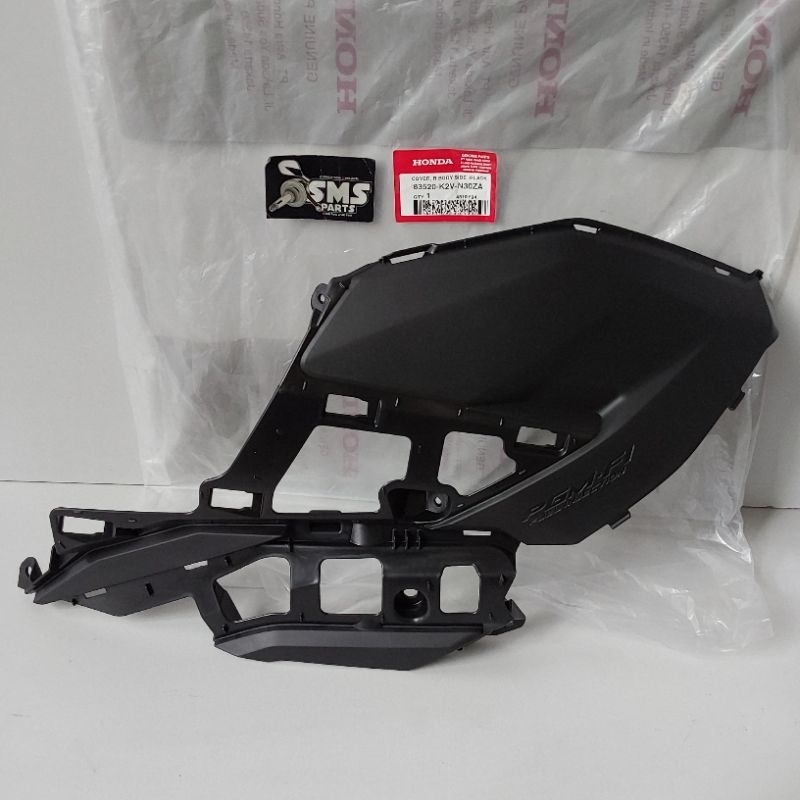 Cover R Body Side Sambungan Cover Body Kanan Vario 125 LED New Gen 2 Original 83520 K2V N30ZA