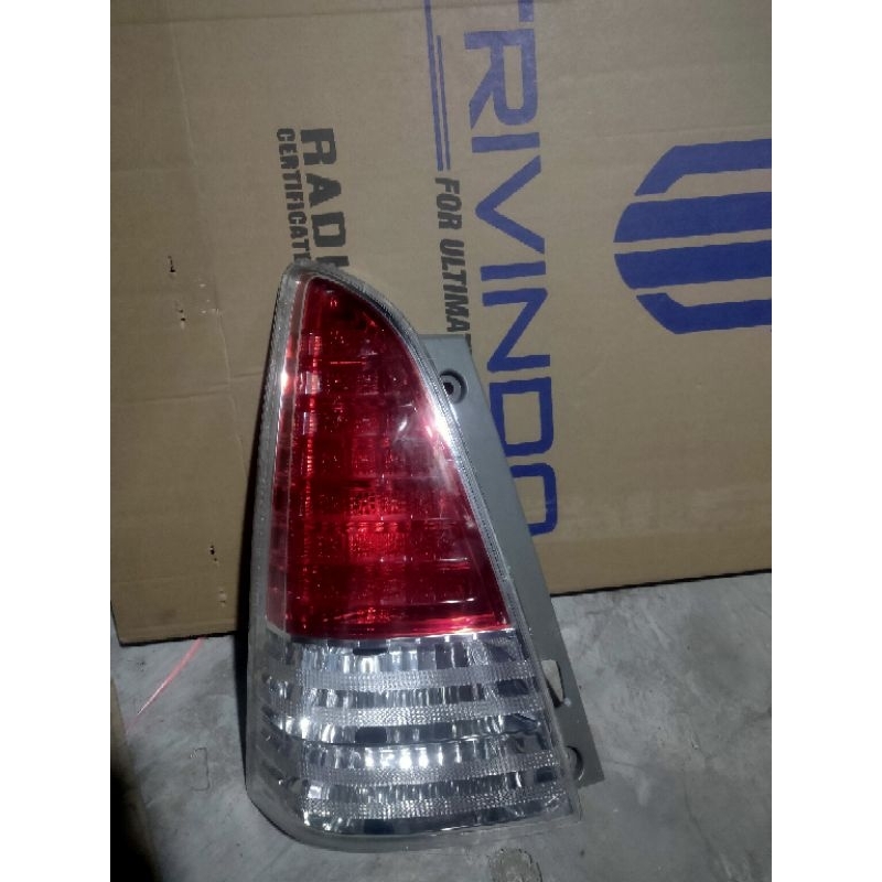 Stoplamp Innova 2010 original